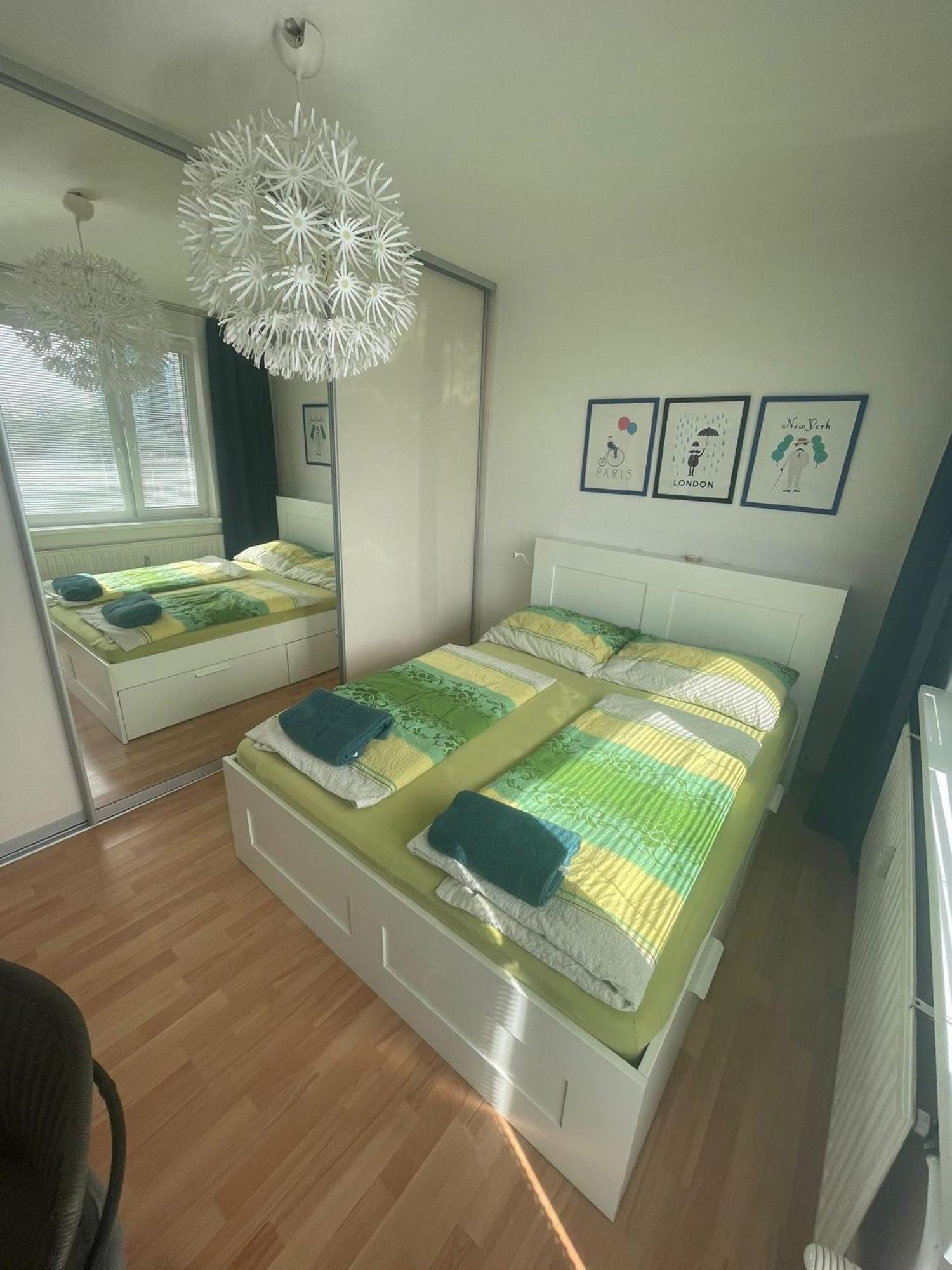 Park View City Center Location Apartment With Balcony Μπρατισλάβα Εξωτερικό φωτογραφία