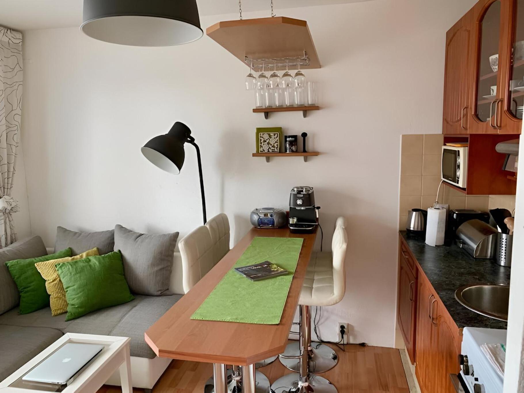 Park View City Center Location Apartment With Balcony Μπρατισλάβα Εξωτερικό φωτογραφία